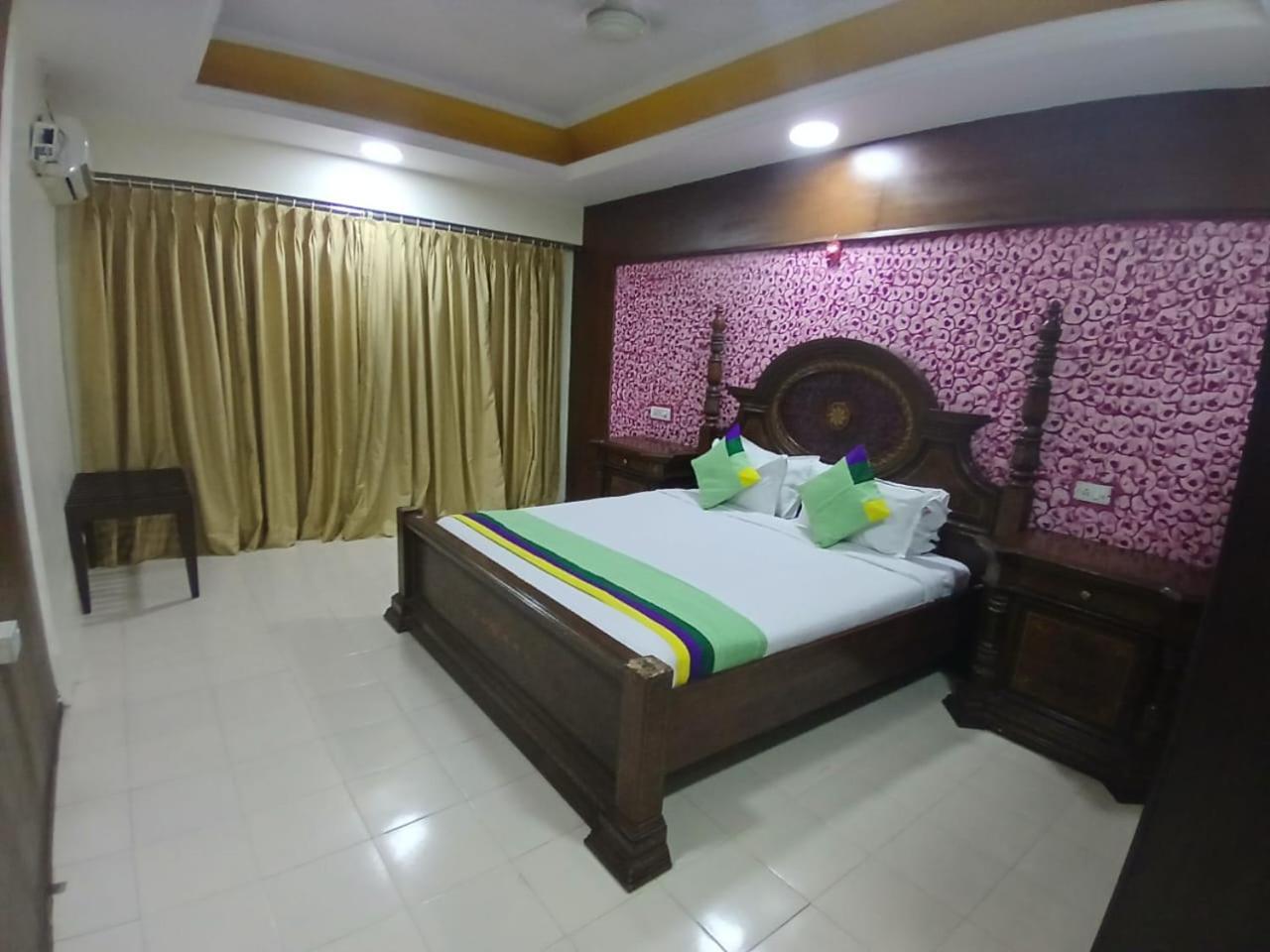 Blossom Rooms Hotel Vashishtha - Free Lunch Or Dinner- Free Breakfast Hyderabad Ngoại thất bức ảnh